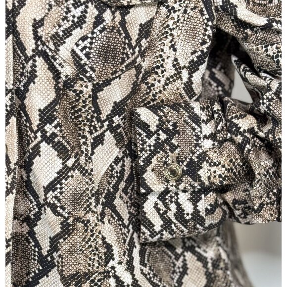 Boston Proper Size M Woman  Sneak Print Button-Up Shirt  Cotton/Spandex Blend - Picture 9 of 12